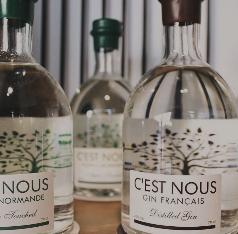 logo + typography for&nbsp;packaging